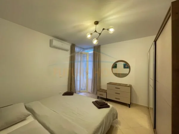 Durres, shitet apartament 2+1+Ballkon Kati 4, 100 m² 165.000 € (vollga)