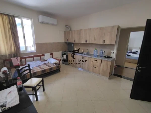 Durres, shitet apartament 2+1 Kati 3, 206 m² 207.000 € (DURRES)