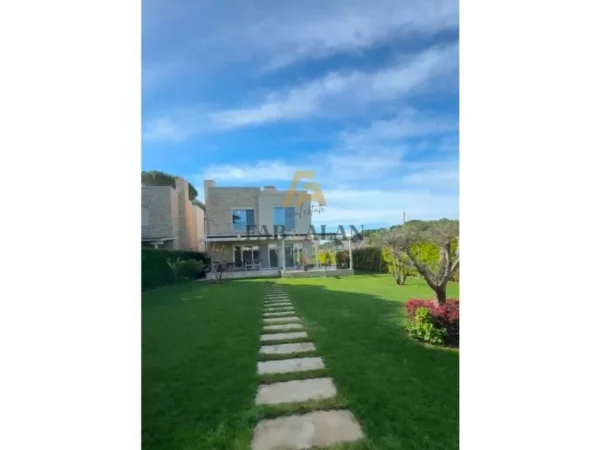 Gjiri Lalezit | Hamallaj, shitet Vile 2 Katshe , 550.000 € (Gjiri i Lalzit, Lura 3)