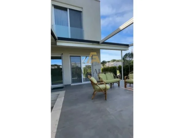 Gjiri Lalezit | Hamallaj, shitet Vile 2 Katshe , 550.000 € (Gjiri i Lalzit, Lura 3)