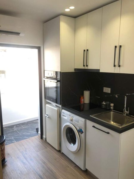 Tirane, jepet me qera apartament 1+1+BLK Kati 5, 56 m² 500 Euro (QEMAL STAFA)