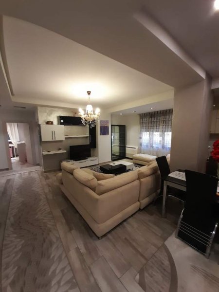 Tirane, shitet apartament 3+1+BLK Kati 3, 145 m² 216.000 Euro (Komuna E Parisit)