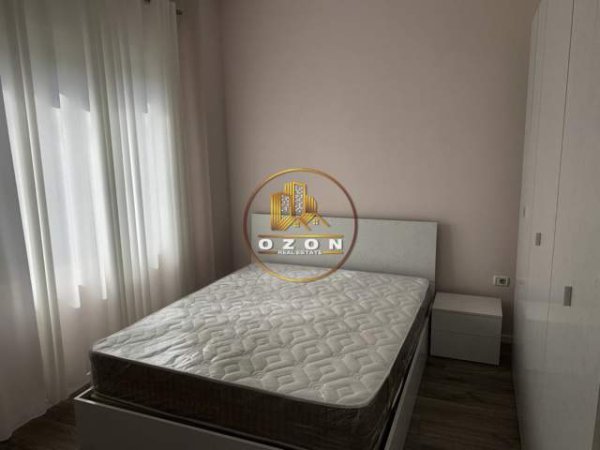 Tirane, jepet me qera apartament 2+1+BLK Kati 4, 90 m² 550 Euro (Kopshti Zoologjik)