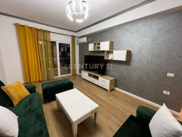 Tirane, apartament 2+1 Kati 6, 130 m² 550 Euro (liqeni i thate)