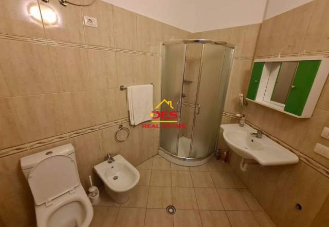 shitet apartament Kati 5, 118 m² 92.500 Euro (Rruga Lef Sallata)
