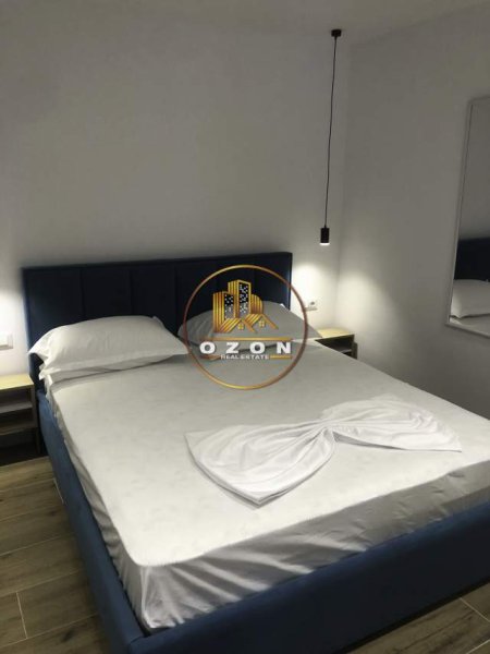 Tirane, jepet me qera apartament 1+1 Kati 5, 50 m² 400 Euro (Pazari i Ri)