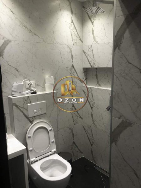 Tirane, jepet me qera apartament 1+1 Kati 5, 50 m² 400 Euro (Pazari i Ri)