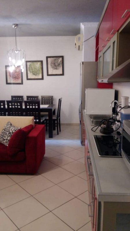 Tirane, jepet me qera apartament 2+1+BLK Kati 8, 70 m² 550 Euro (panorama)