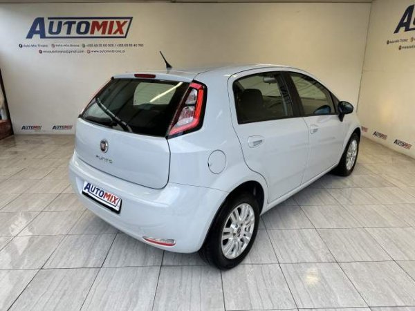 Tirane, shes makine Fiat PUNTO EVO Viti 2012, 5.300 Euro