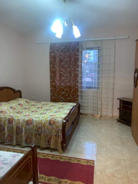 Tirane, jepet me qera apartament 3+1+BLK Kati 1, 101 m² 350 Euro (Rruga e Dibres)