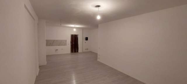 Tirane, jepet me qera apartament 3+1+A+BLK Kati 8, 132 m² 650 Euro (Rruga Ndre Mjeda)