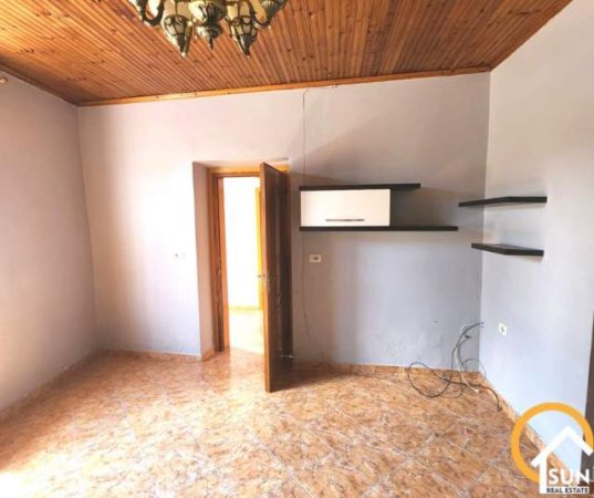 Shkoder, shitet shtepi 1+1 Kati 0, 100 m² 54.500 Euro