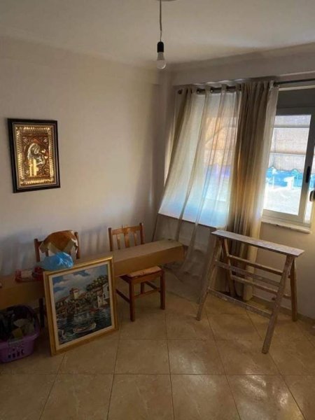 Tirane, shes apartament Kati 3, 102 m² 102.000 Euro (Rruga Kastriotet)