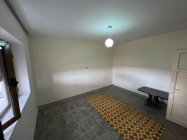 Korce, shitet apartament 1+1+BLK Kati 5, 65 m² 18.000 Euro (Lagjia 10)