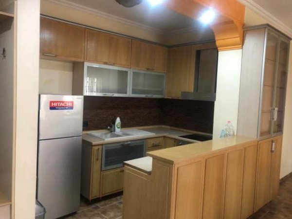 Tirane, jepet me qera 2+1+BLK Kati 6, 96 m² 550 Euro