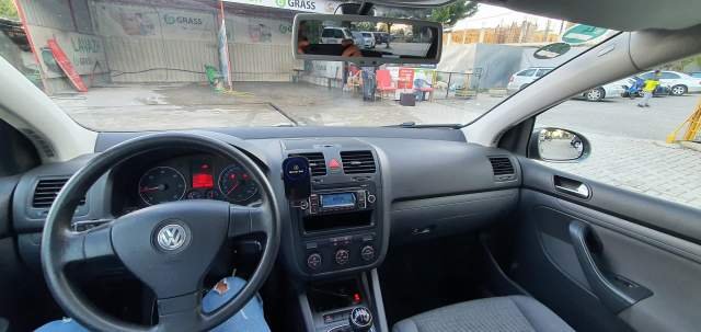 Tirane, shes makine Volkswagen golf 5 Viti 2008, 3.800 Euro