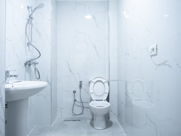Tirane, jepet me qera apartament 3+1+Ballkon Kati 5, 100 m² 1.000 € (Sheshi Willson)