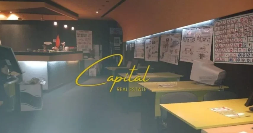 Tirane, jepet me qera zyre Kati 2, 50 m² 500 € (QENDER)