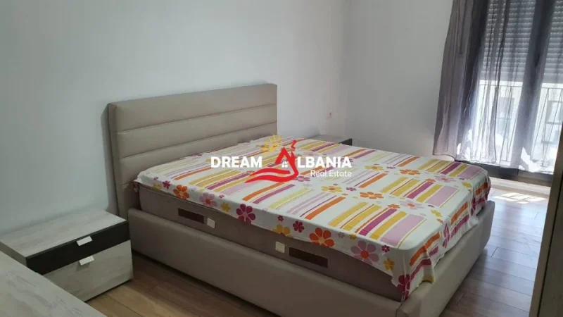 Tirane, jepet me qera apartament 2+1+Ballkon Kati 7, 110 m² 650 € (Tek Rezidenca Zirkon, tek Oxhaku)