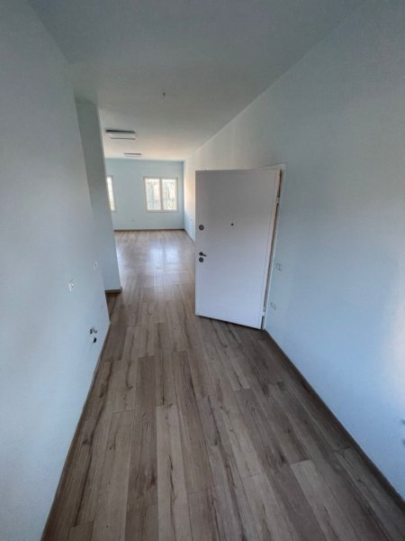 Shqiperi, shitet apartament 2+1+Aneks+Ballkon Kati 6, 110 m² 260.000 € (Rruga Muhedin Llagami)