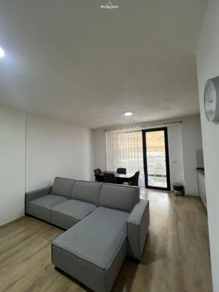 Tirane, jepet me qera apartament 2+1 Kati 5, 95 m² 600 € (rezidenca Turdiu)