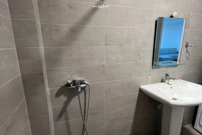 Tirane, jepet me qera apartament 2+1 Kati 5, 95 m² 600 € (rezidenca Turdiu)