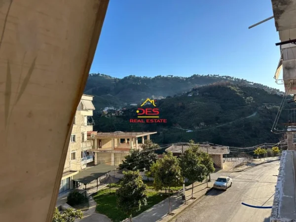 Delvine, shitet apartament 2+1+Ballkon Kati 3, 70 m² 43.000 €