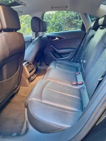 Elbasan, shes makine Audi A6 motorr 2.0Tdi viti 2013 Nafte, e zeze automatik Klima 160 km 10,990 €