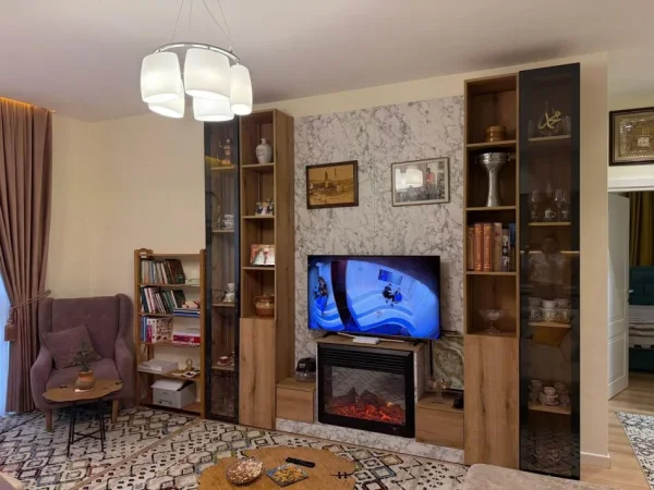 Durres, shitet apartament 2+1+Aneks+Ballkon , 102 m² (Buze Unazes se Vogel, Ish Restorant Durresi)