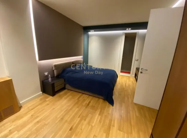 Durres, shitet apartament 4+1+Ballkon Kati 2, 320 m² 500.000 € (Plazhi Iliria)