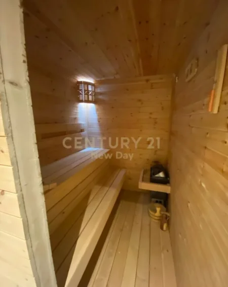 Durres, shitet apartament 4+1+Ballkon Kati 2, 320 m² 500.000 € (Plazhi Iliria)