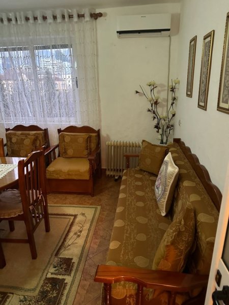 Tirane, jepet me qera apartament 2+1 Kati 4, 80 m² 500 € (Vasil Shanto)
