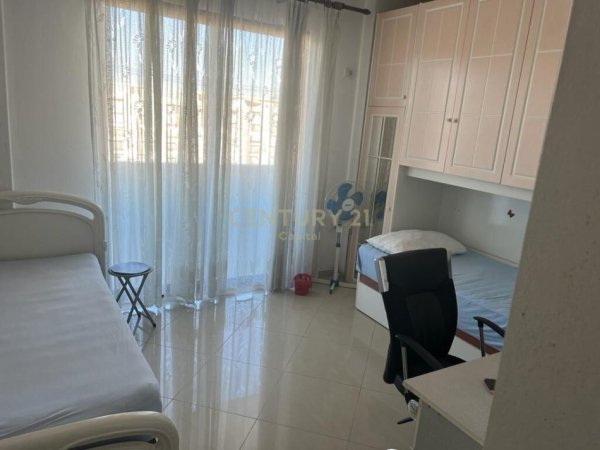 Tirane, jepet me qera apartament 2+1 Kati 7, 94 m² 450 € (Astir CAPITAL106917)