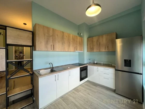 Tirane, shitet apartament 2+1 Kati 3, 98 m² 140.000 € (Mangalem, Ali Demi)