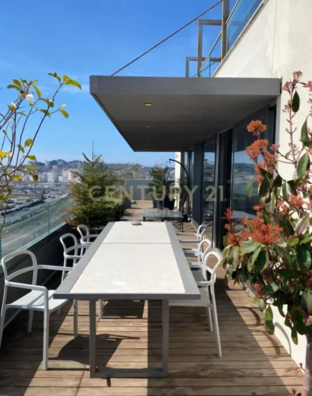 Durres, shitet apartament+verande | Penthouse 5+1 Kati 10, 261 m² 670.000 € (Durrës, Qendër)