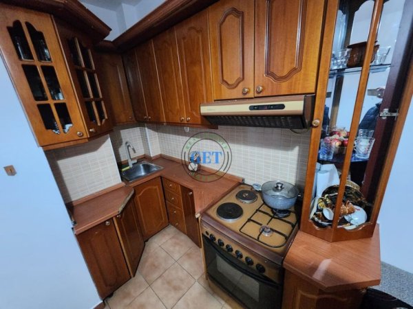 Durres, jepet me qera apartament 1+1 Kati 2, 60 m² 300 €