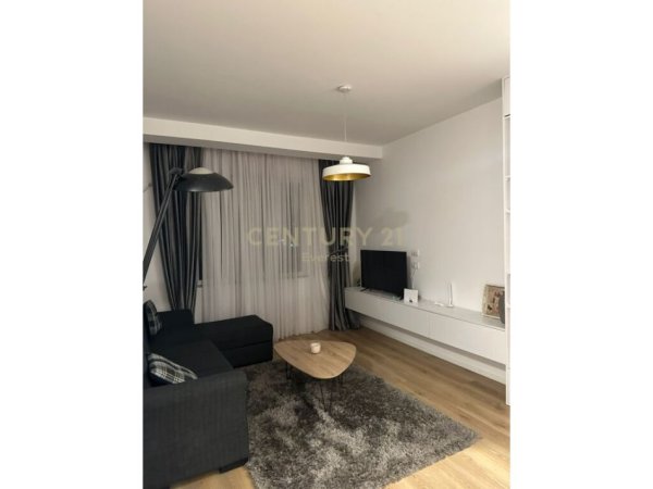Tirane, jepet me qera apartament 1+1 Kati 2, 62 m² 550 € 