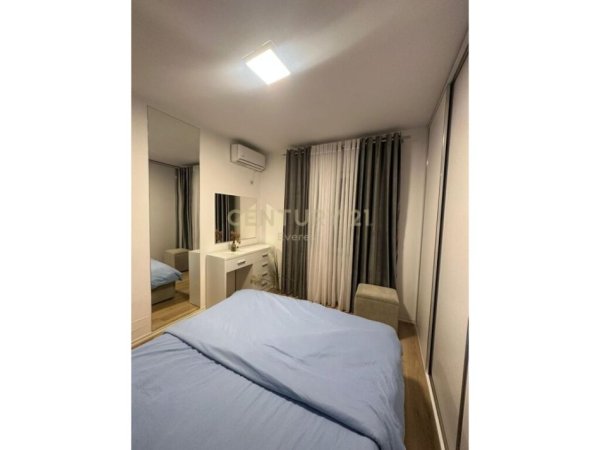 Tirane, jepet me qera apartament 1+1 Kati 2, 62 m² 550 € 