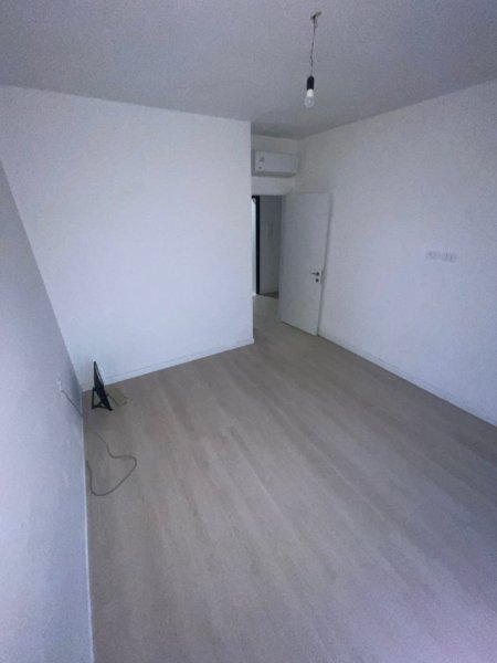 Tirane, jepet me qera apartament 2+1+Ballkon Kati 1, 97 m² 750 € (Garden Building)