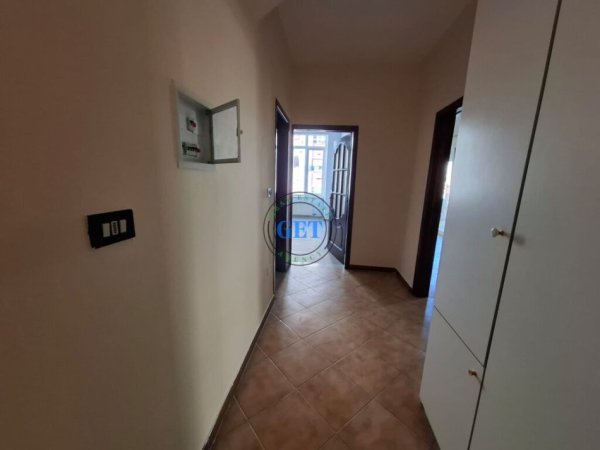 Durres, jepet me qera apartament 1+1 Kati 2, 70 m² 270 € (plazh Iliria Durres)