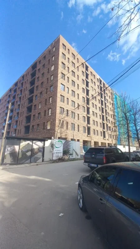 Tirane, shitet apartament 2+1+Aneks+Ballkon Kati 2, 111 m² 158.600 € (Rruga 5 Maji)