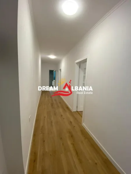 Tirane, shitet apartament 2+1 Kati 3, 83 m² 185.000 € (durresit)