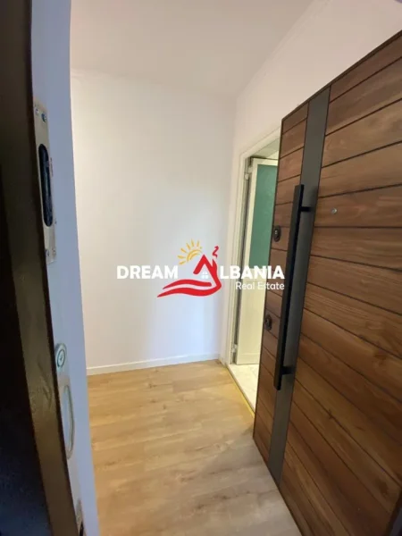 Tirane, shitet apartament 2+1 Kati 3, 83 m² 185.000 € (durresit)