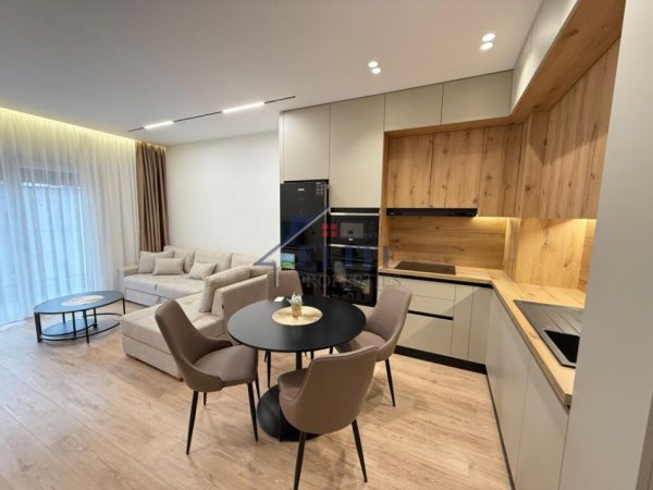 Tirane, jepet me qera apartament 1+1+Ballkon Kati 2, 63 m² 600 € (Rruga Bardhyl)
