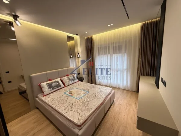 Tirane, jepet me qera apartament 1+1+Ballkon Kati 2, 63 m² 600 € (Rruga Bardhyl)