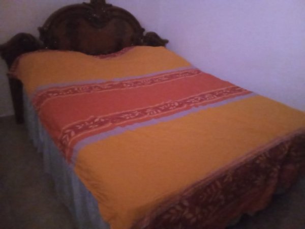 Tirane, jepet me qera garsonier 1+1 Kati 1, 30 m² (Fundi Rruges Jordan Misja)