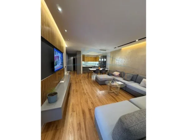 Tirane, shitet apartament 3+1+Aneks+Ballkon Kati 7, 150 m² 360.000 € (jordan misja)