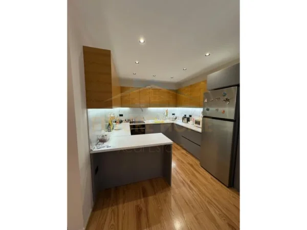Tirane, shitet apartament 3+1+Aneks+Ballkon Kati 7, 150 m² 360.000 € (jordan misja)