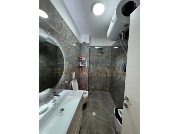 Tirane, shitet apartament 3+1+Aneks+Ballkon Kati 7, 150 m² 360.000 € (jordan misja)