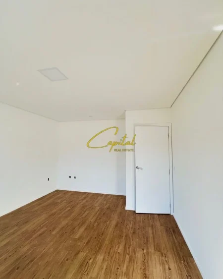 Tirane, shitet apartament 2+1 Kati 2, 83 m² 220.000 € (QENDER)